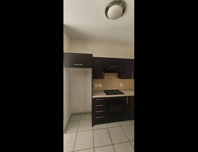 1 BEDROOM PROPERTY TO RENT IN FERNDALE